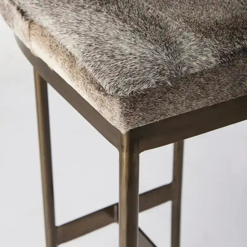 Tabouret de comptoir avec assise en similicuir noir et structure en métal nickelé
